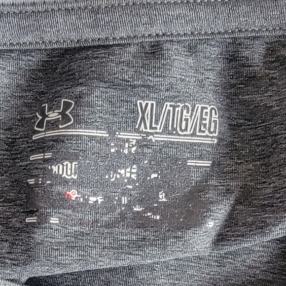 Under Armor Heat Gear Shirt - Picture 3 of 7